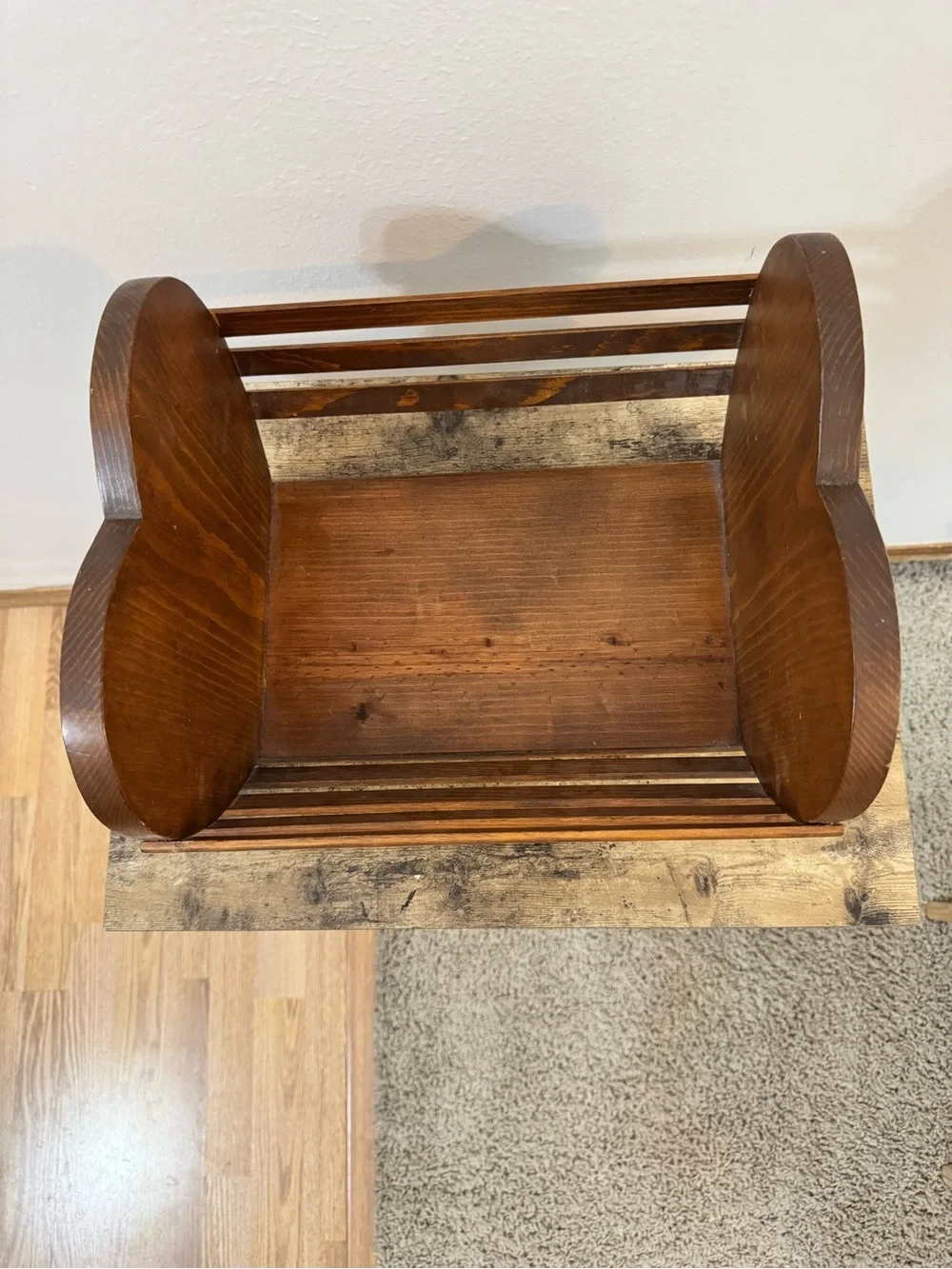 Vintage Heart-Shaped Wooden Slatted Storage Crate / Magazine Rack
